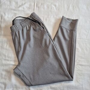 Rhone Spar jogger men's XL gray 3 pocket, back zips  EUC